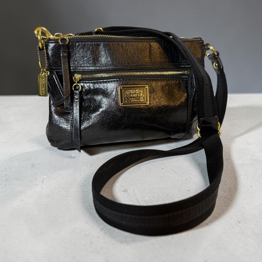 Coach Poppy Liquid Gloss Black Leather Crossbody Bag Gold Hardware Y2K Purse
